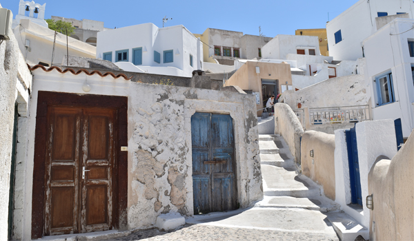 Exo Gonia & Pyrgos:  Two of the most traditional villages in Santorini